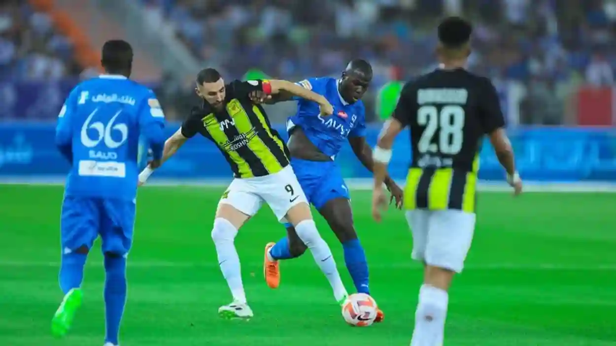 نادي الاتحاد يتخذ خطوة مفاجئة قبل لقاء الهلال في دوري روشن!