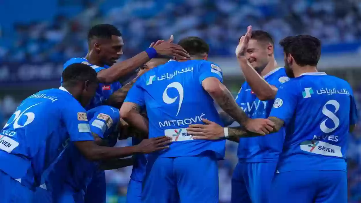 الهلال يواجه مخاوف جديدة بعد إصابة نجمه في مباراة استقلال طهران