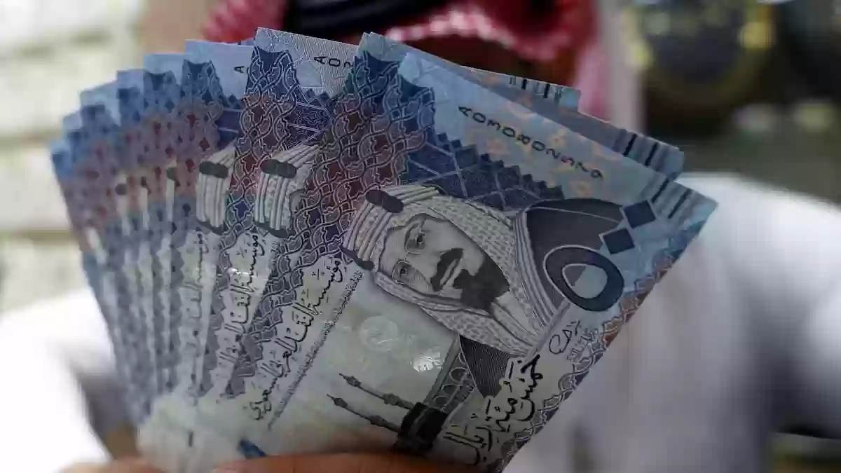 خبر سار للمغتربين والمقيمين.. استقرار ملحوظ في سعر الريال السعودي أمام الجنيه المصري اليوم