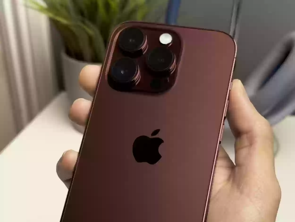 سعر iPhone 15 Pro في الكويت من سعة 128 جيجا