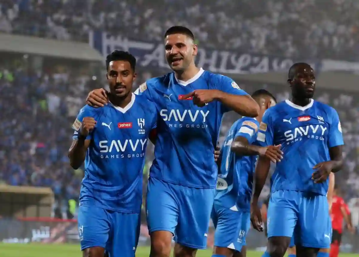 الهلال يؤكد غياب 3 لاعبين عن مواجهة الفتح.. وتطورات جديدة في مفاوضات كنو