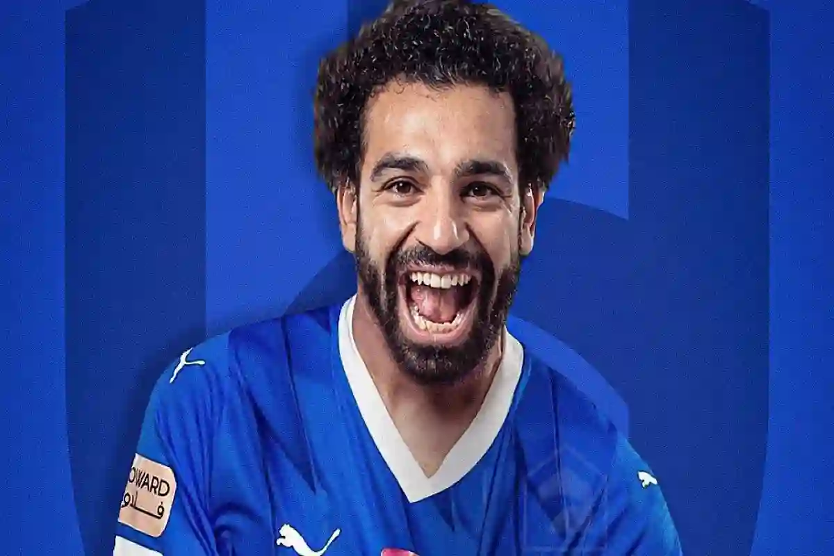 محمد صلاح بقميص نادي الهلال.. هل سيرحل عن ليفربول؟