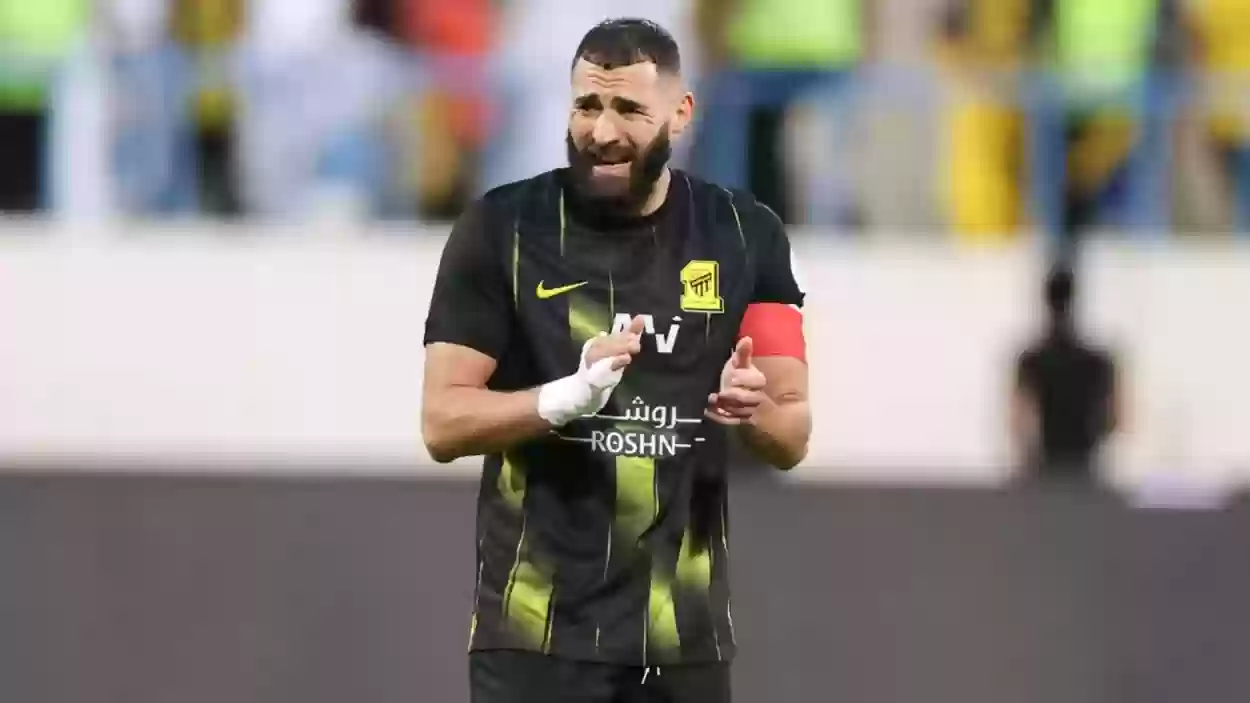 هل يرحل بنزيما عن الاتحاد