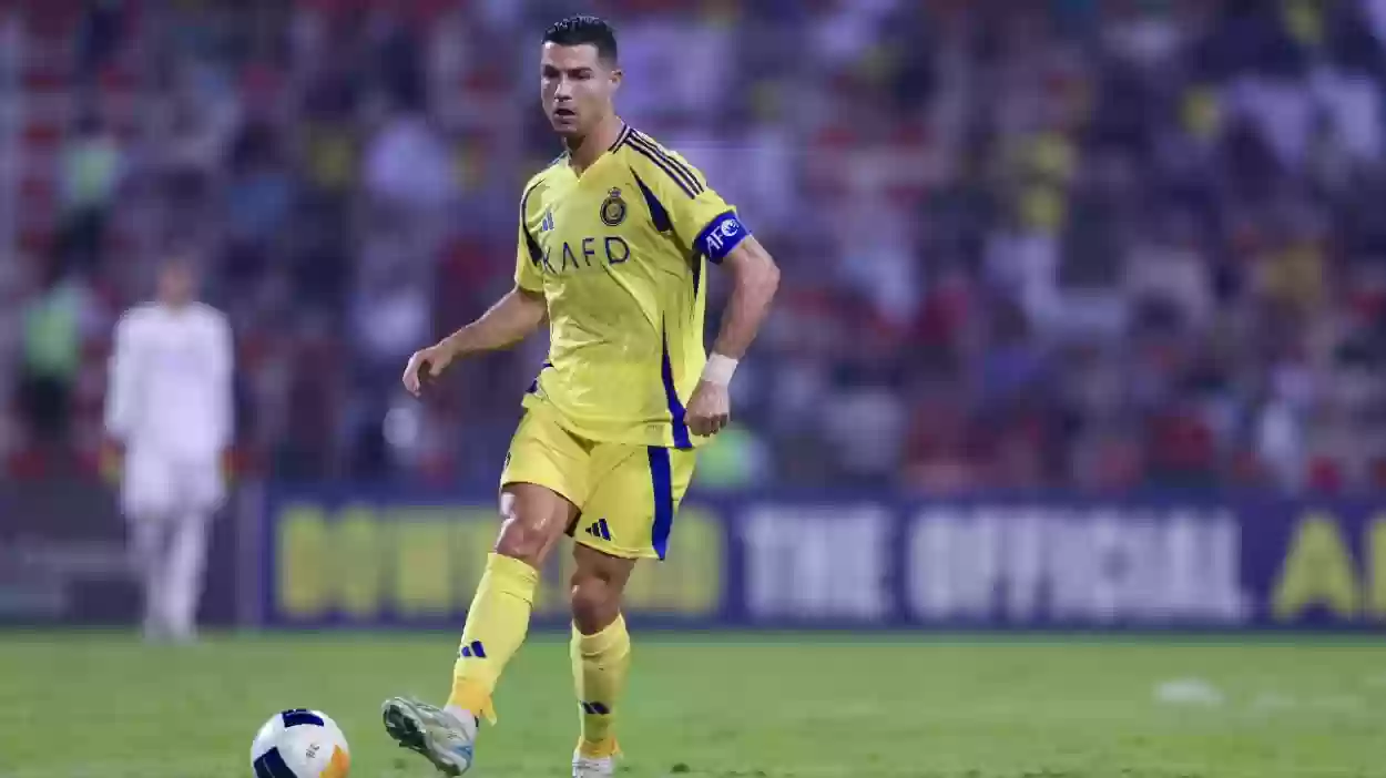 بكاء مشجع لرؤية كريستيانو رونالدو في مواجهة النصر ضد الاستقلال الإيراني