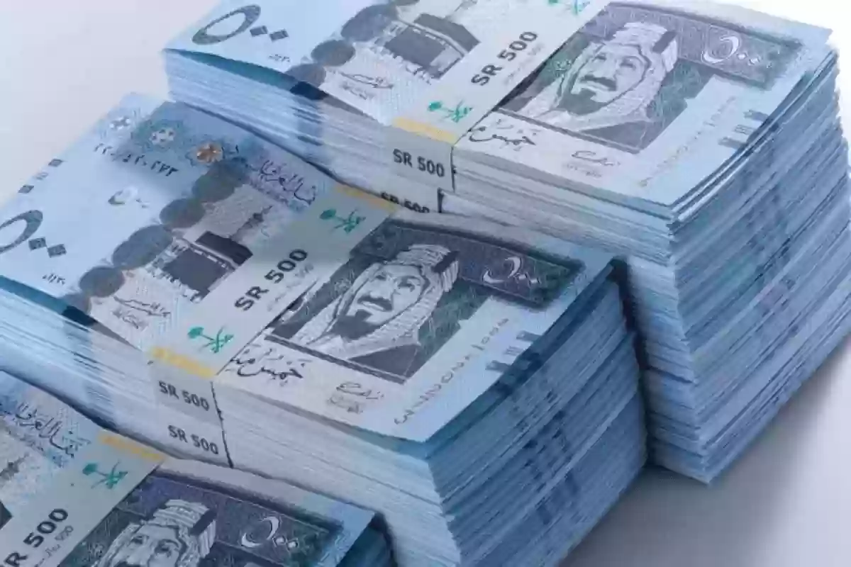 حقيقة زيادة رواتب الموظفين في السعودية مع بداية العام الجديد 2025 التفاصيل كاملة