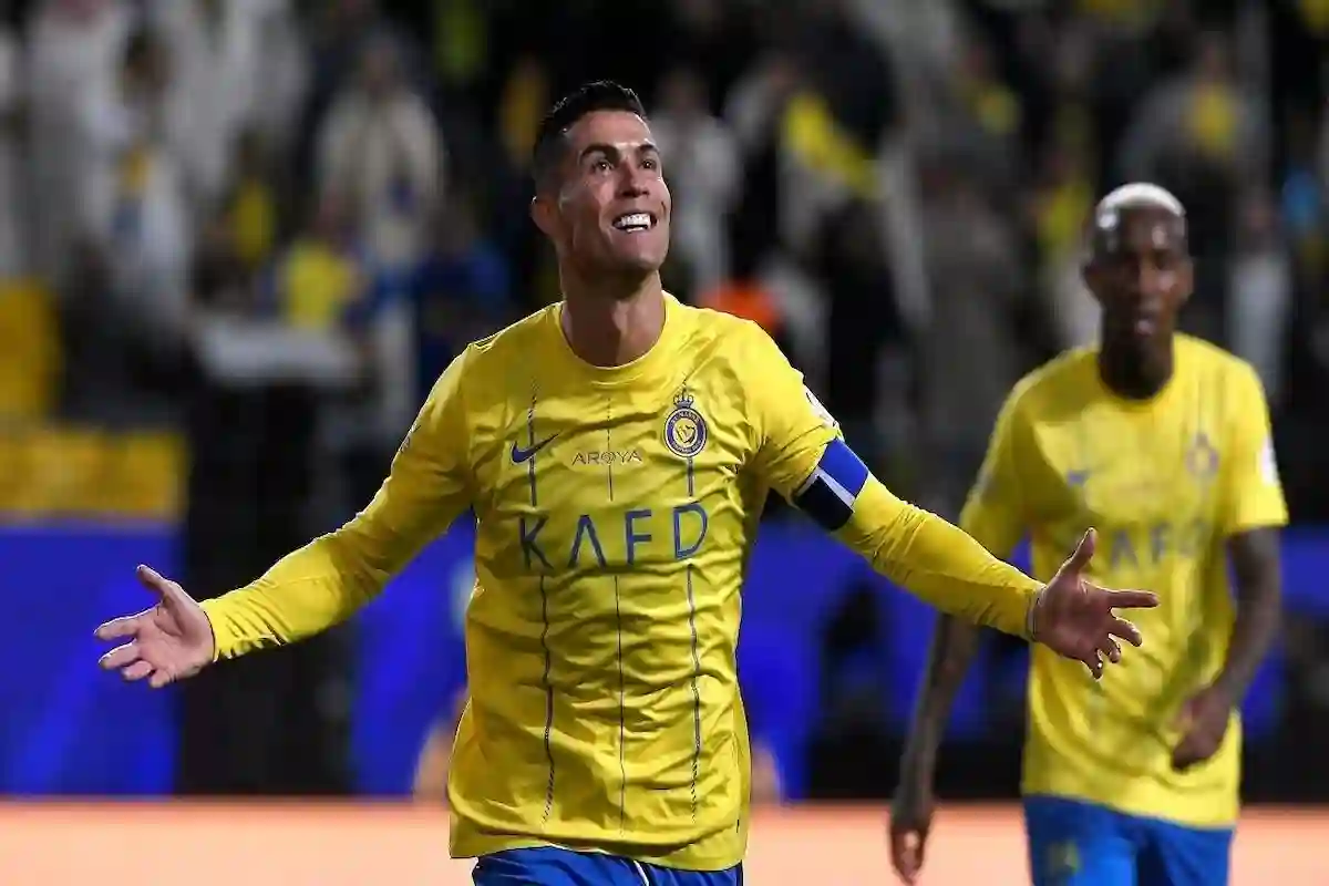 العصيمي يفتح النار على لاعب النصر بعد إيقافه