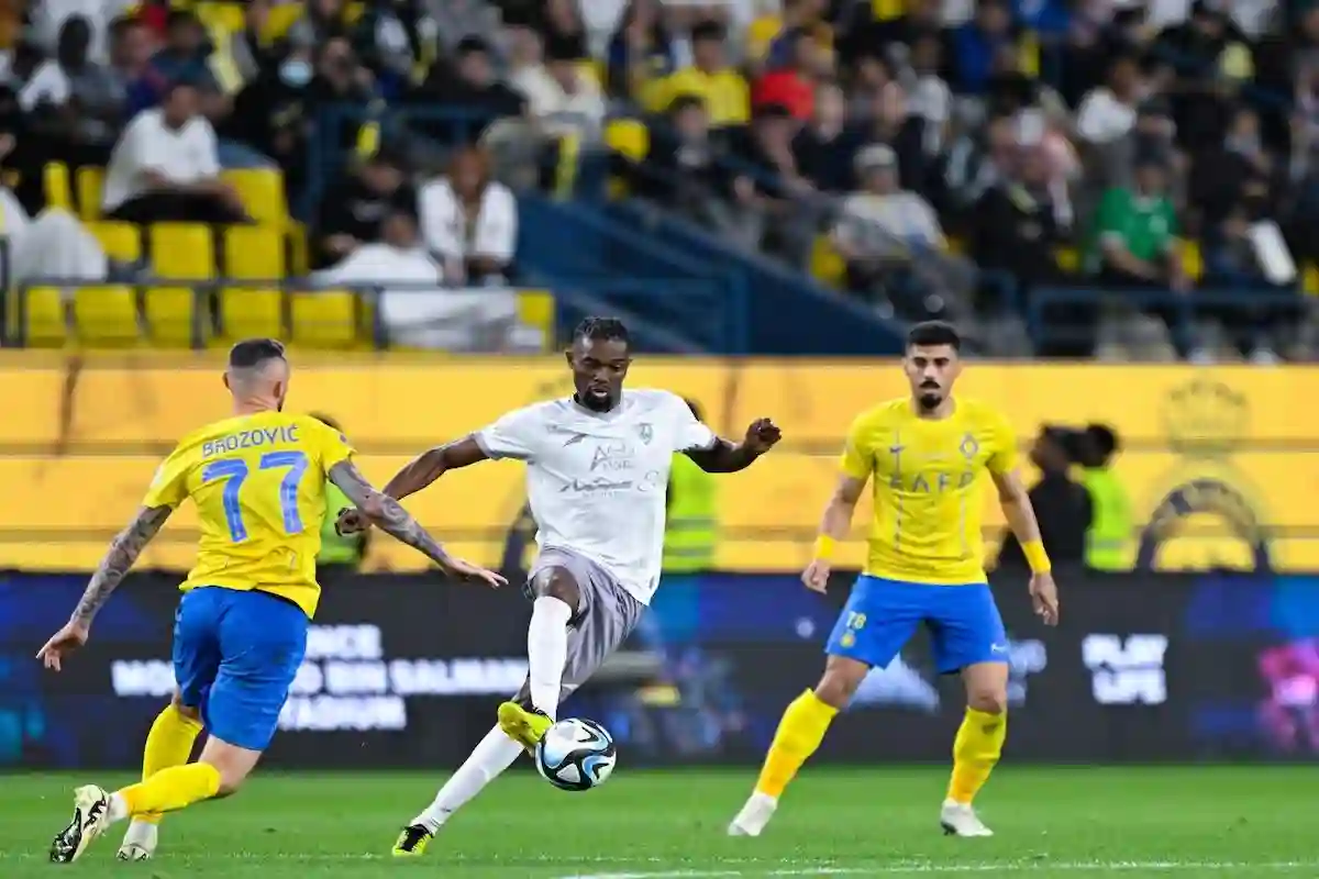 الإصابات تُضيع حلم هداف الدوري من لاعبي الهلال والنصر